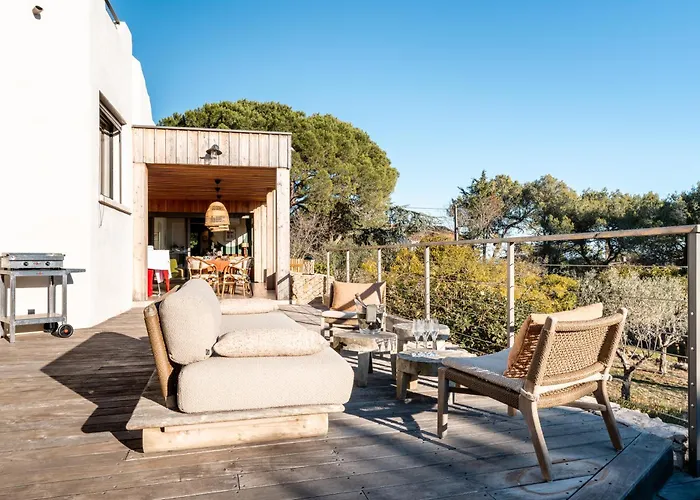 Marie Vue Et Piscine Privee A Дом отдыха *